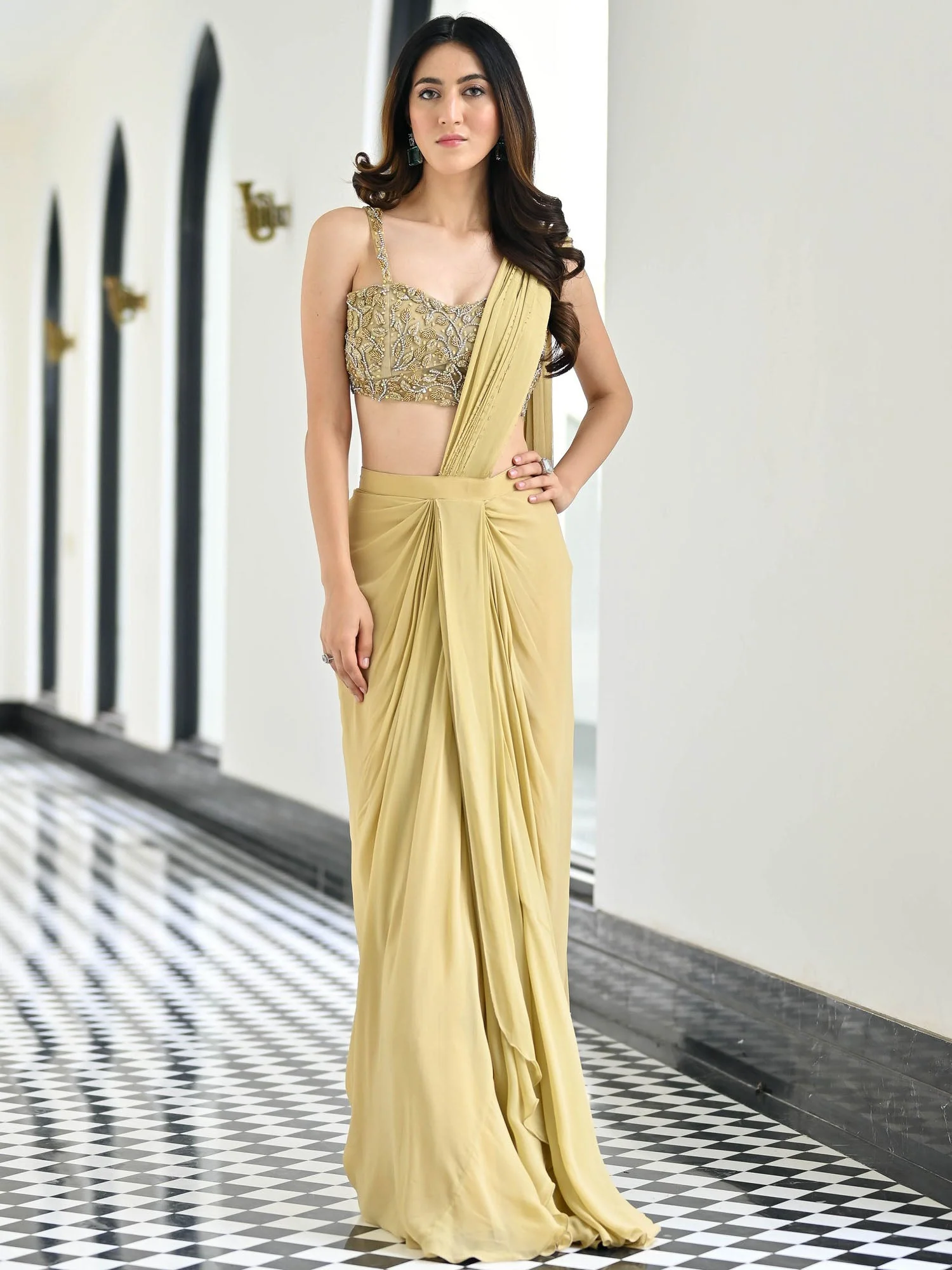 Day Dreamer Beige Saree - Image 8