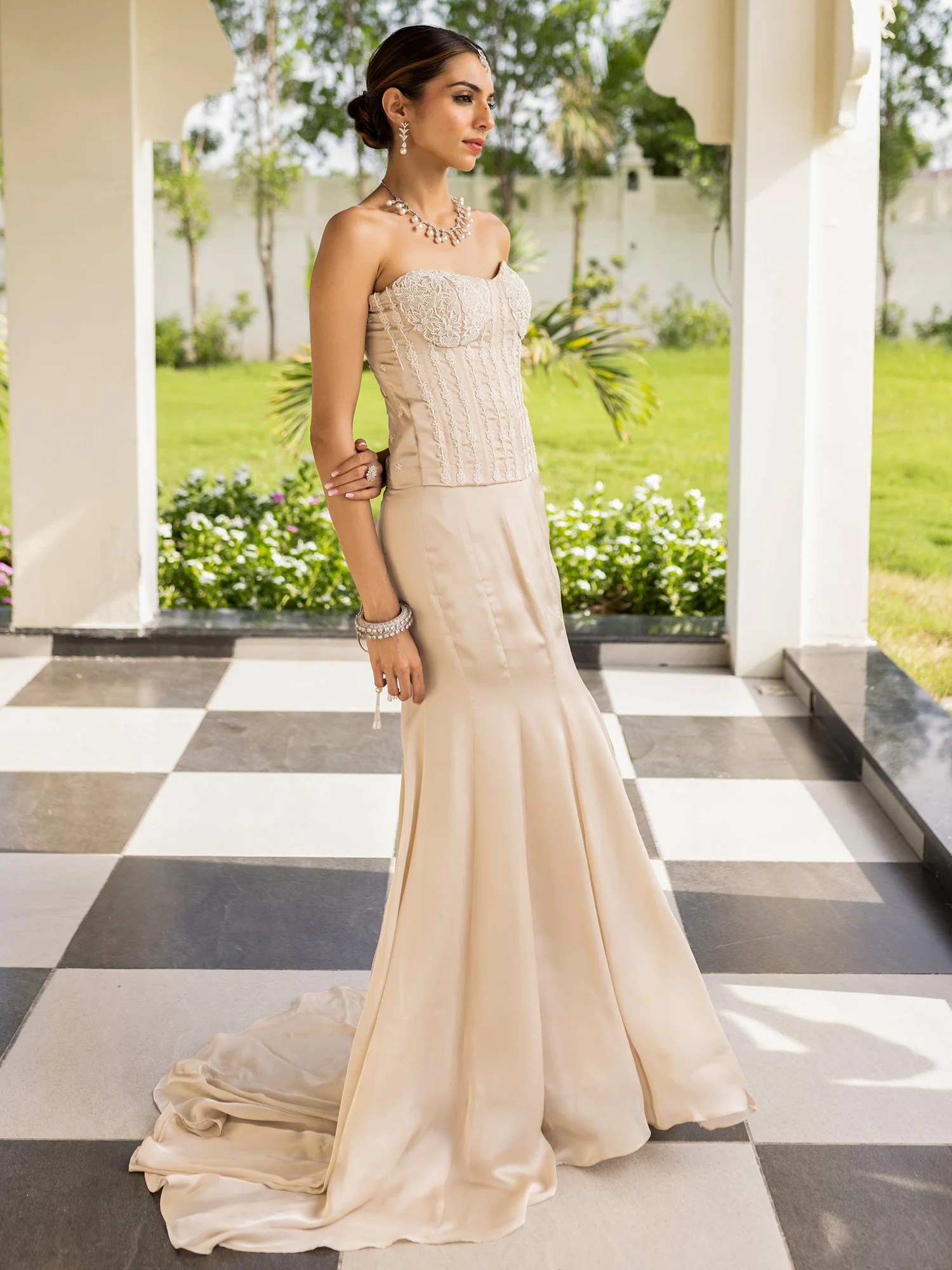 Dreamy Tail Ivory Corset - Image 12