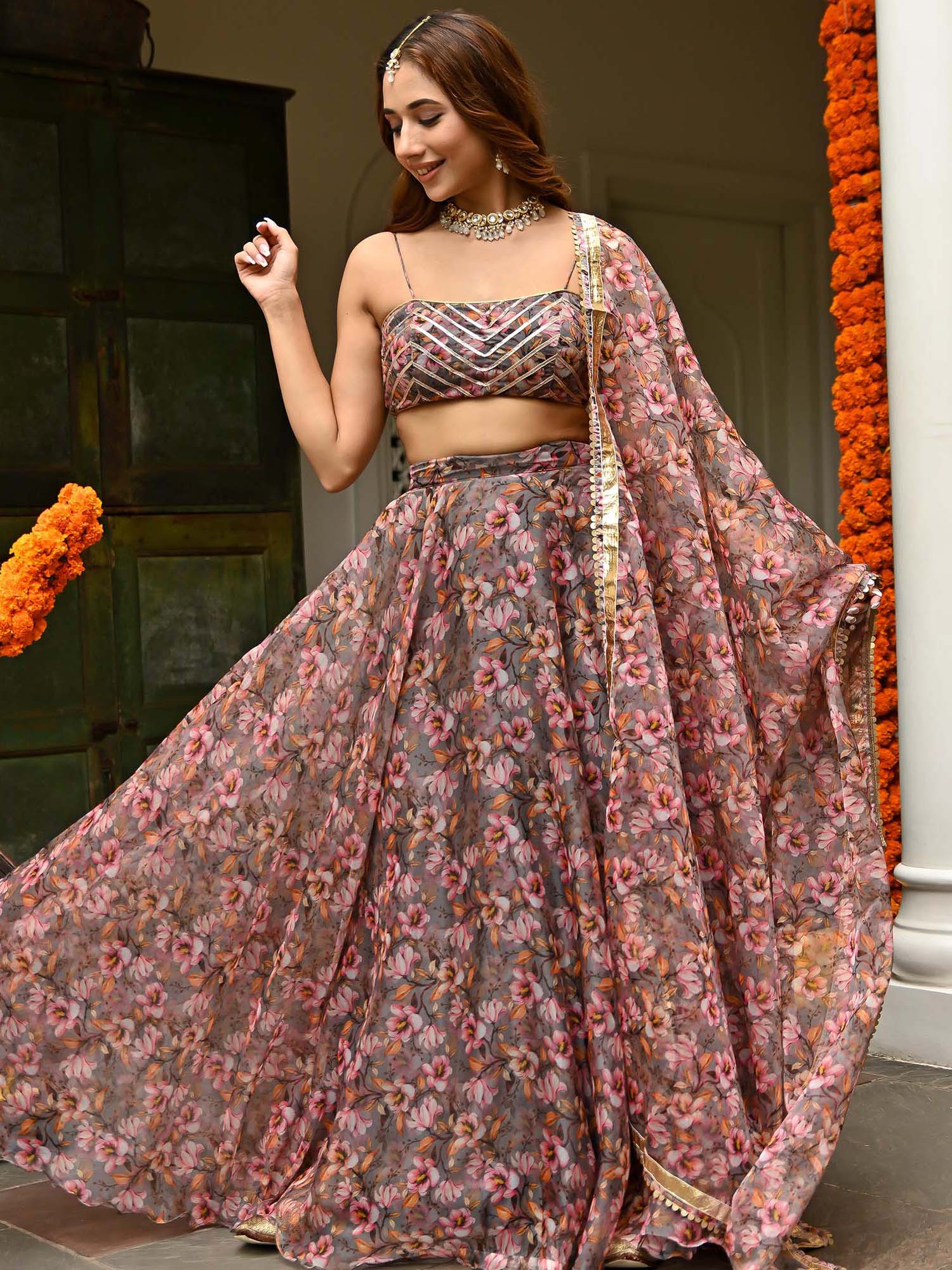 Grey Organza Printed Lehenga - Image 3