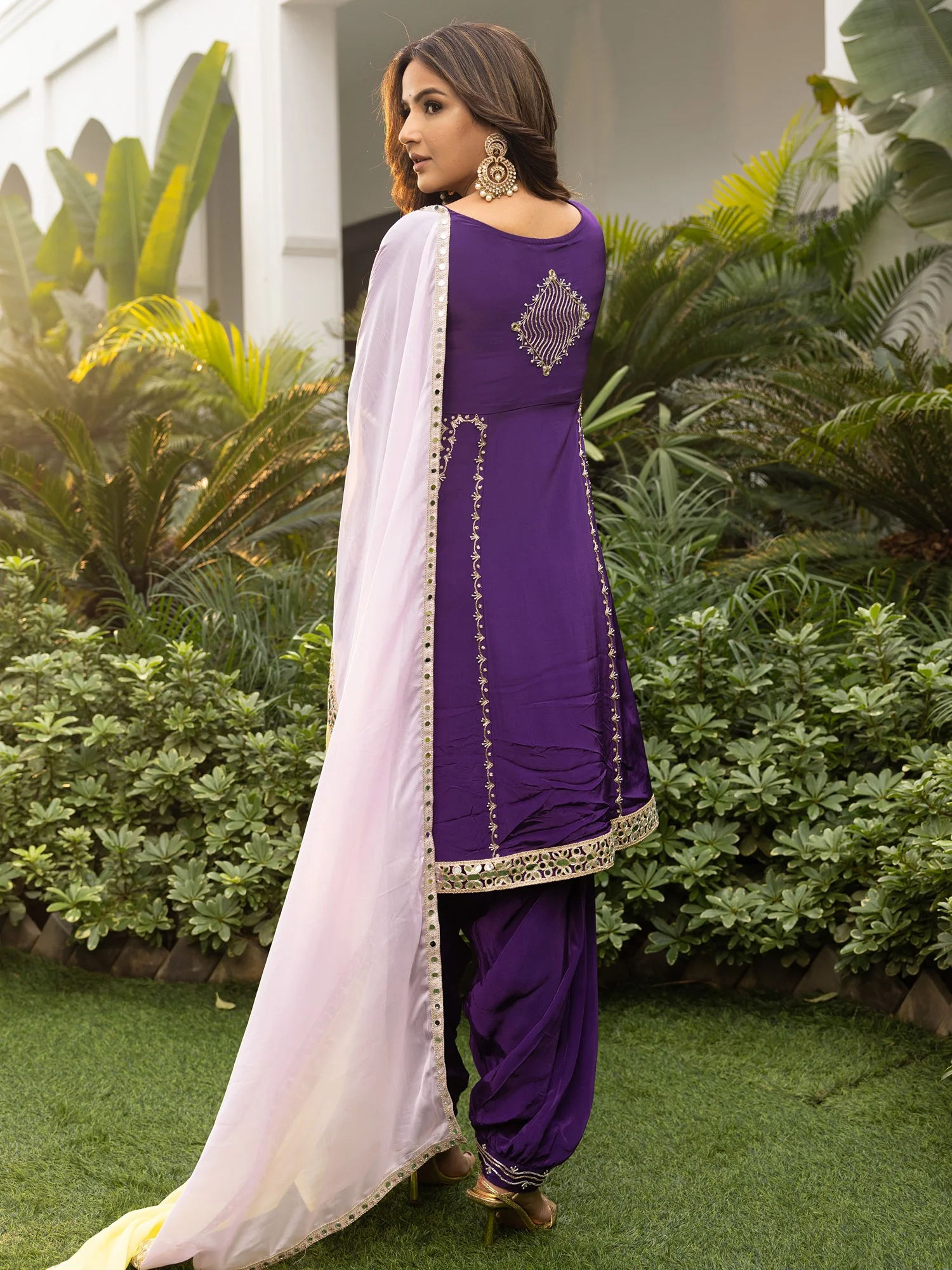 Jasmin Bhasin Purple Patiala set - Image 7