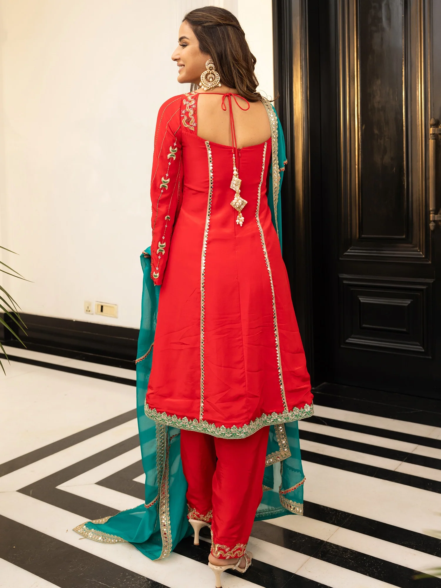 Jasmin Bhasin Red Patiala set - Image 3