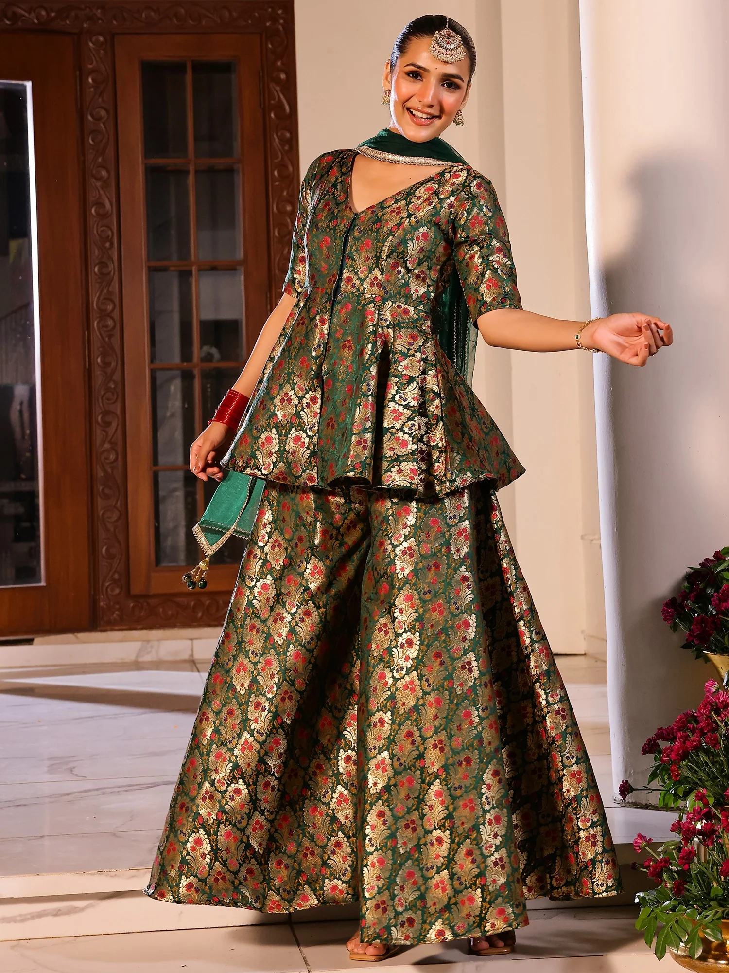 Kimkhab Green Gharara Set - Image 4