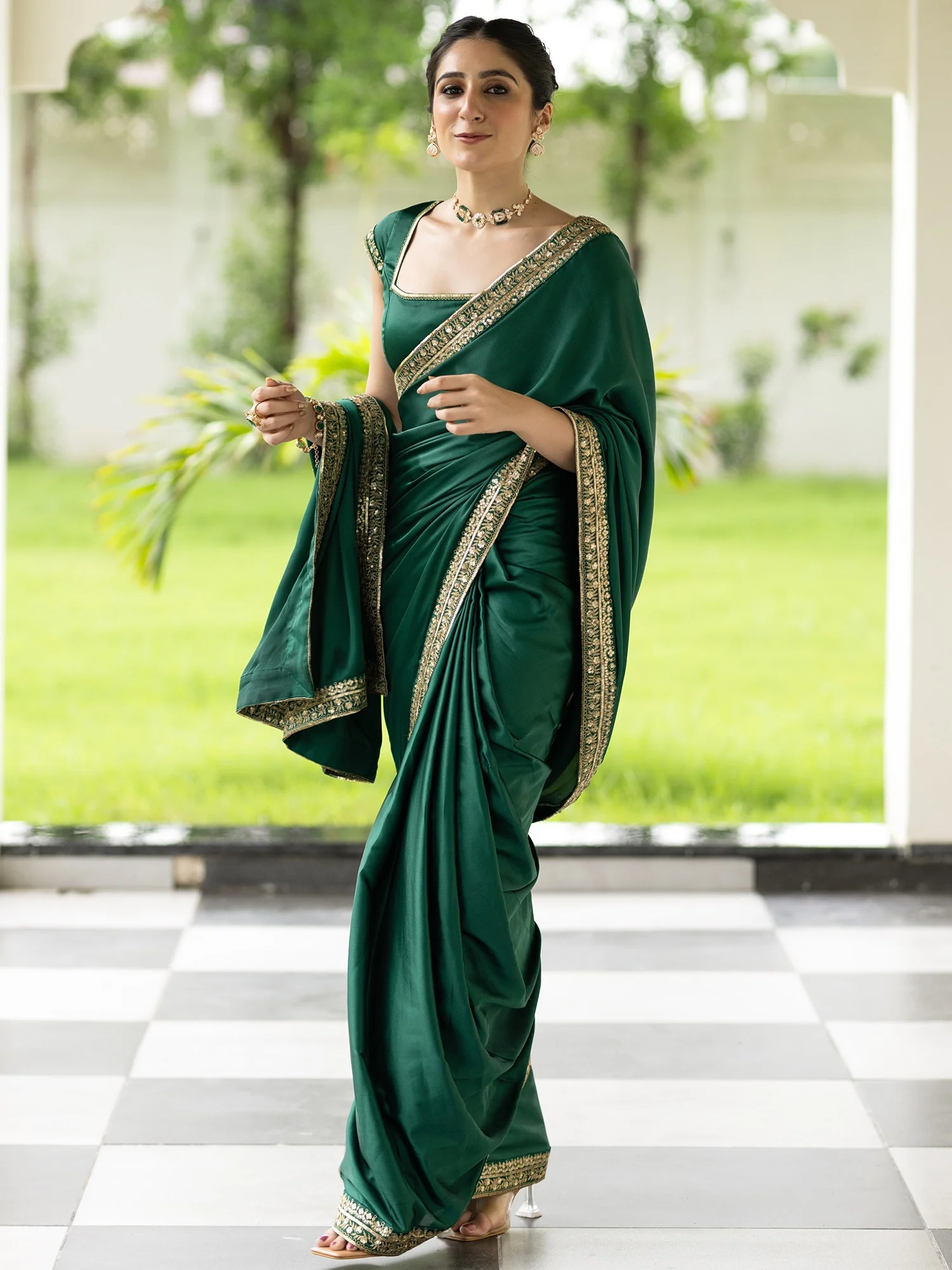 Majesty Green Saree - Image 9