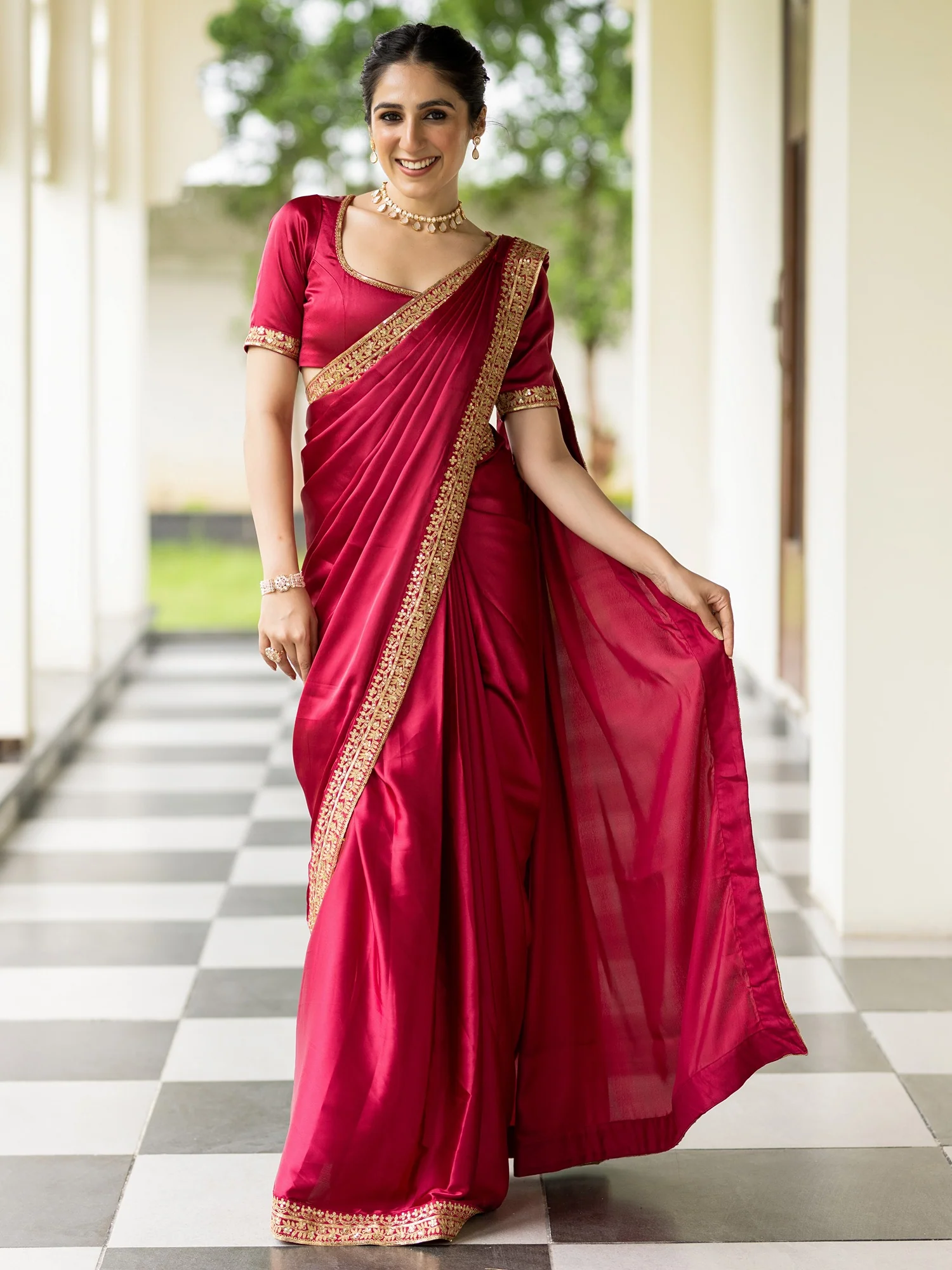 Majesty Red Saree - Image 5